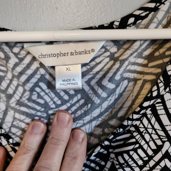 EUC Christopher & Banks Short Sleeve Blouse - Picture 3 of 4